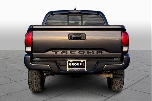 2022 Toyota Tacoma SR