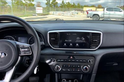 2022 Kia Sportage LX