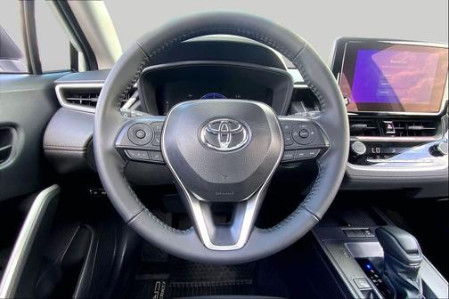 Wind Chill Pearl 2026 Toyota Corolla Cross LE