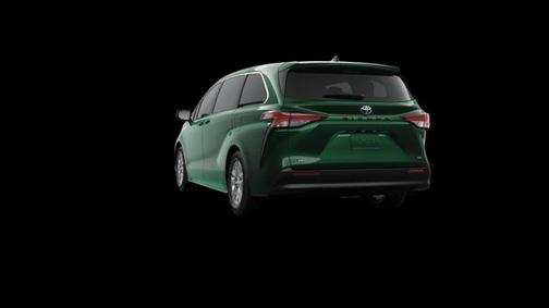 2025 Toyota Sienna LE