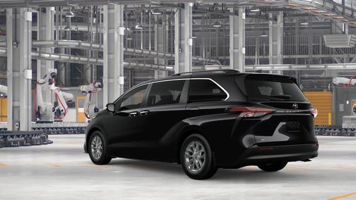 Midnight Black Metallic 2026 Toyota Sienna XLE