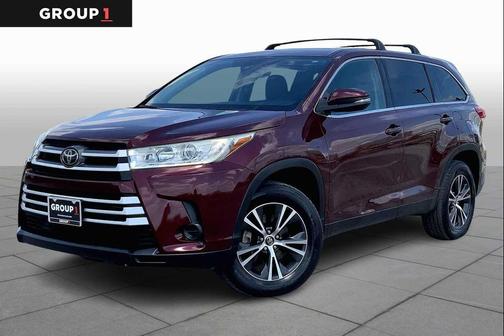 Ooh La La Rouge Mica 2019 Toyota Highlander LE I4