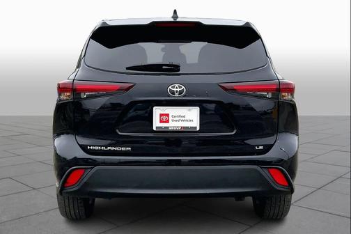 2024 Toyota Highlander LE