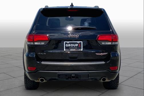 Diamond Black Crystal Pearlcoat 2021 Jeep Grand Cherokee Trailhawk