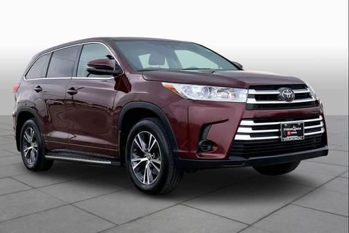 2017 Toyota Highlander LE I4