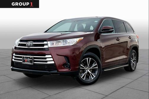 2017 Toyota Highlander LE I4