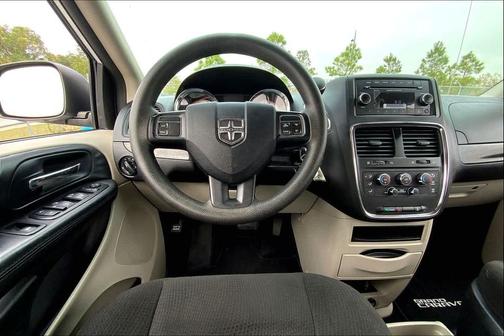 2015 Dodge Grand Caravan AVP/SE