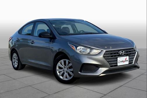 2022 Hyundai Accent SE
