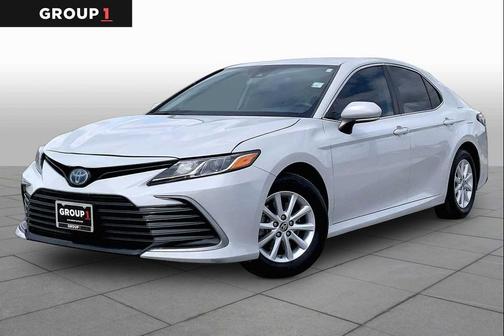 2022 Toyota Camry LE