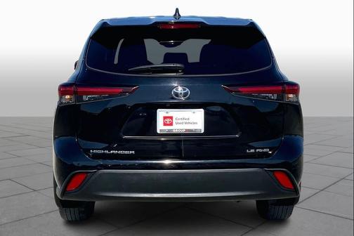 2024 Toyota Highlander LE