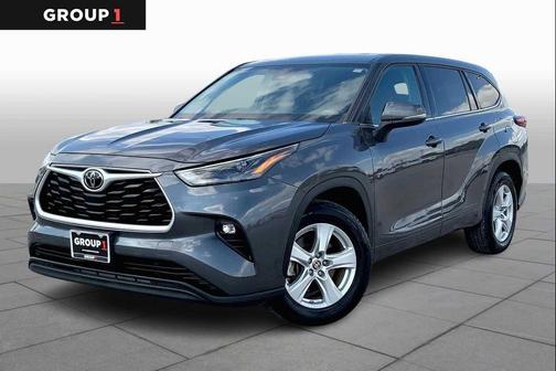 2022 Toyota Highlander LE
