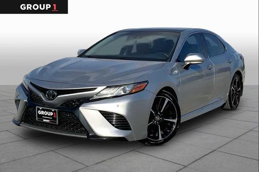 Celestial Silver Metallic 2018 Toyota Camry XSE