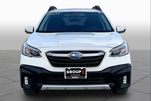 Crystal White Pearl 2022 Subaru Outback Limited XT