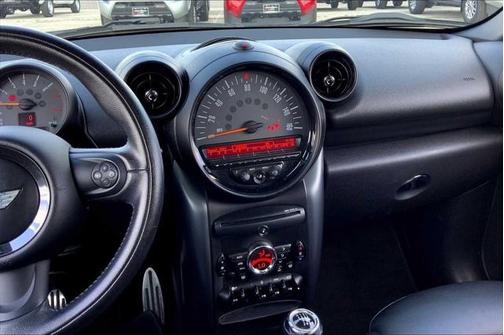 2015 MINI Paceman Cooper S