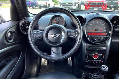 2015 MINI Paceman Cooper S