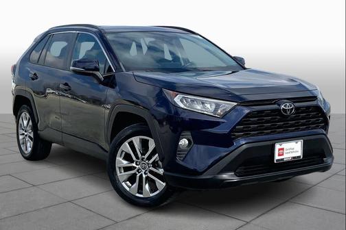 2020 Toyota RAV4 XLE Premium