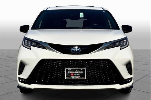 2022 Toyota Sienna XSE 7 Passenger