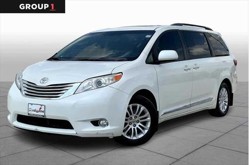 2015 Toyota Sienna XLE