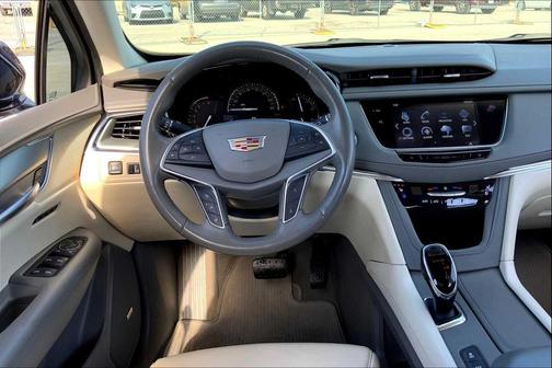 2018 Cadillac XT5 Premium Luxury