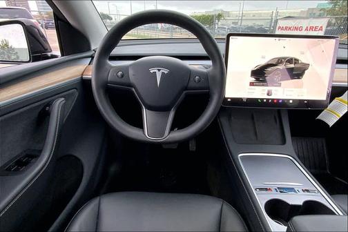 2025 Tesla Model Y Long Range Dual Motor Rear-Wheel Drive