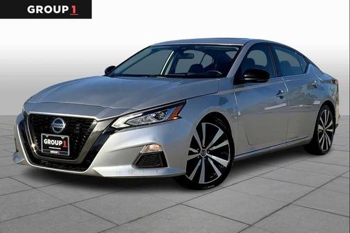2020 Nissan Altima SR FWD