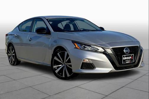 2020 Nissan Altima SR FWD