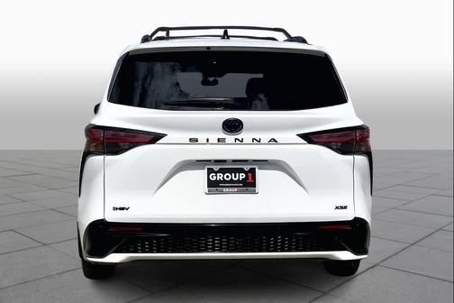 2025 Toyota Sienna XSE 7 Passenger
