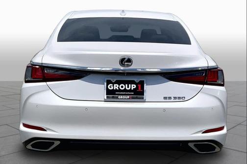 Eminent White Pearl 2020 Lexus ES 350 Base