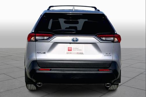 2020 Toyota RAV4 Hybrid XLE