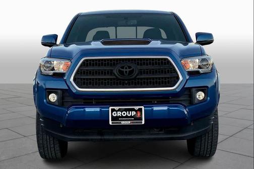 2017 Toyota Tacoma TRD Sport