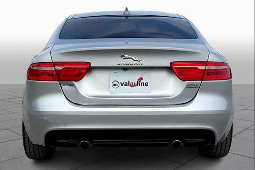 2018 Jaguar XE 25t