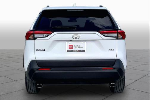 Ice Cap 2025 Toyota RAV4 XLE