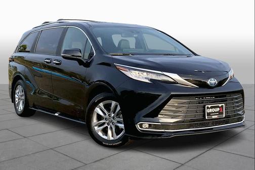 2025 Toyota Sienna Limited