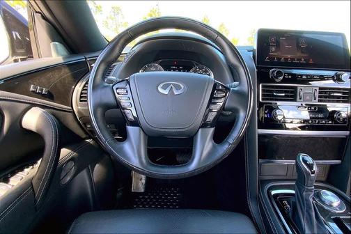 2024 INFINITI QX80 SENSORY AWD