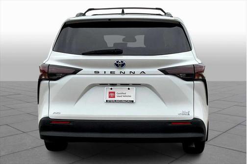 2024 Toyota Sienna XLE 7 Passenger