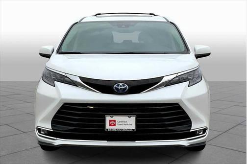 2024 Toyota Sienna XLE 7 Passenger
