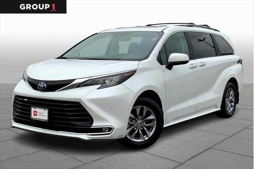 2024 Toyota Sienna XLE 7 Passenger