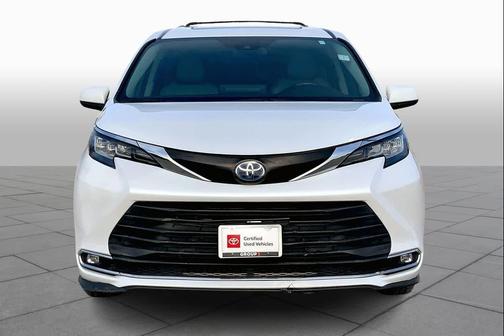 2022 Toyota Sienna XLE