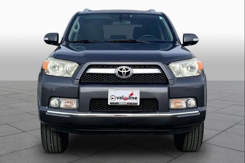 Magnetic Gray Metallic 2013 Toyota 4Runner SR5
