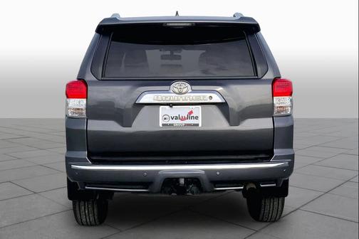 Magnetic Gray Metallic 2013 Toyota 4Runner SR5