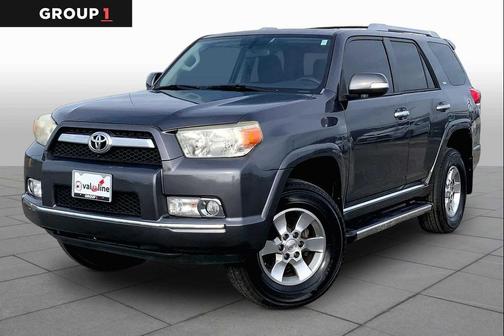 Magnetic Gray Metallic 2013 Toyota 4Runner SR5