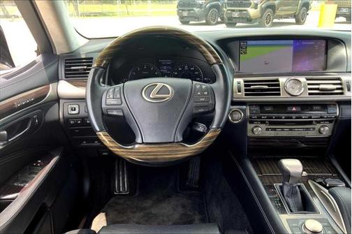 2017 Lexus LS 460 Base