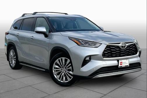Celestial Silver Metallic 2025 Toyota Highlander Hybrid Platinum