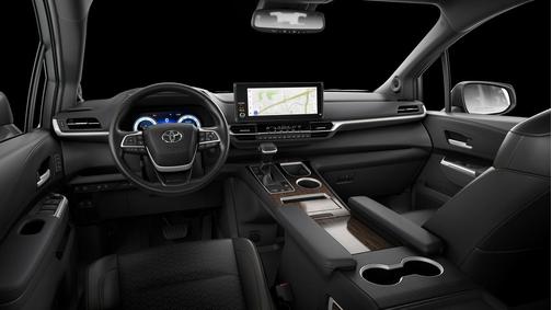 2025 Toyota Sienna Platinum 7 Passenger