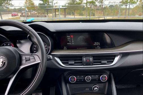 2018 Alfa Romeo Stelvio Ti