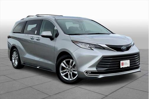 2024 Toyota Sienna Limited 7-Passenger