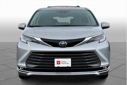 2024 Toyota Sienna Limited 7-Passenger