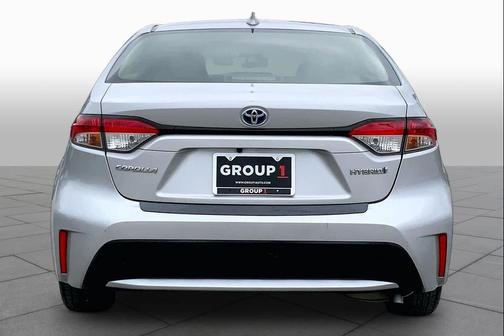 Classic Silver Metallic 2021 Toyota Corolla Hybrid SE