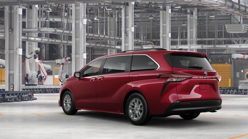 2025 Toyota Sienna XLE