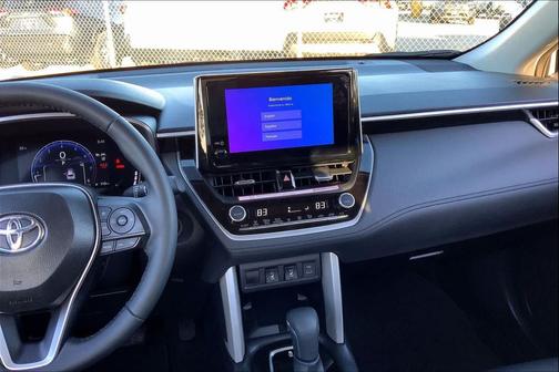 2025 Toyota Corolla Cross XLE